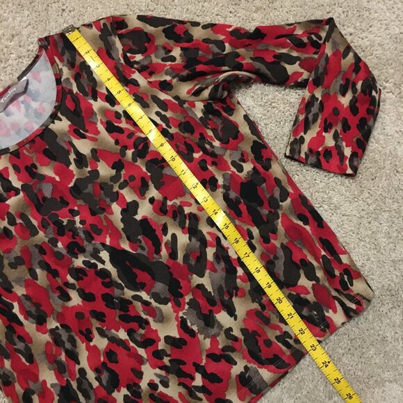 Red Camo Animal Spot Print Knit Pullover Sweater - Picture 13 of 14